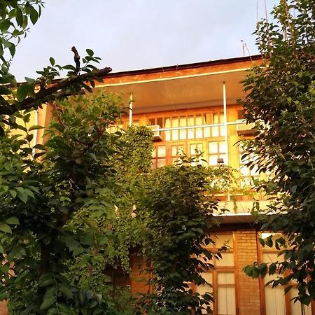 Gulnara Guesthouse Tashkent Exterior photo
