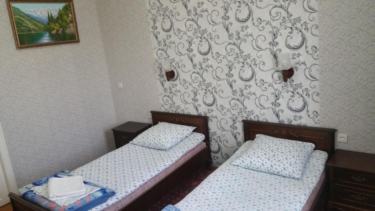 Gulnara Guesthouse Tashkent Exterior photo