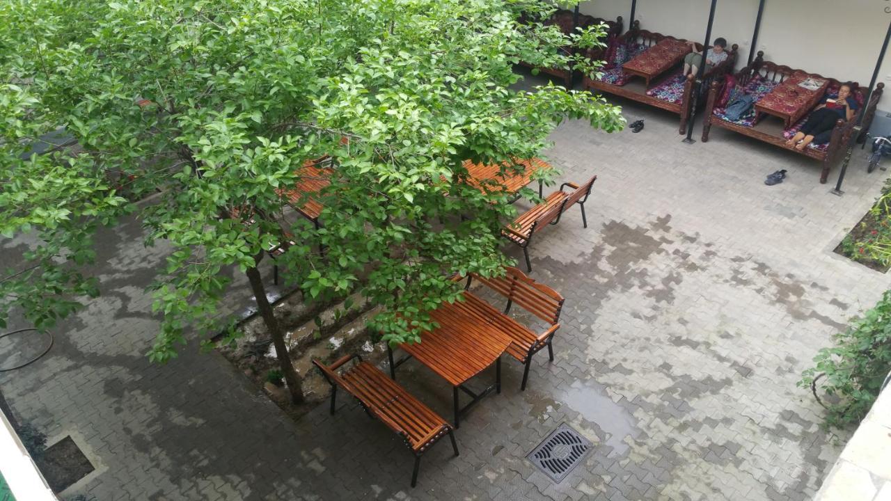 Gulnara Guesthouse Tashkent Exterior photo