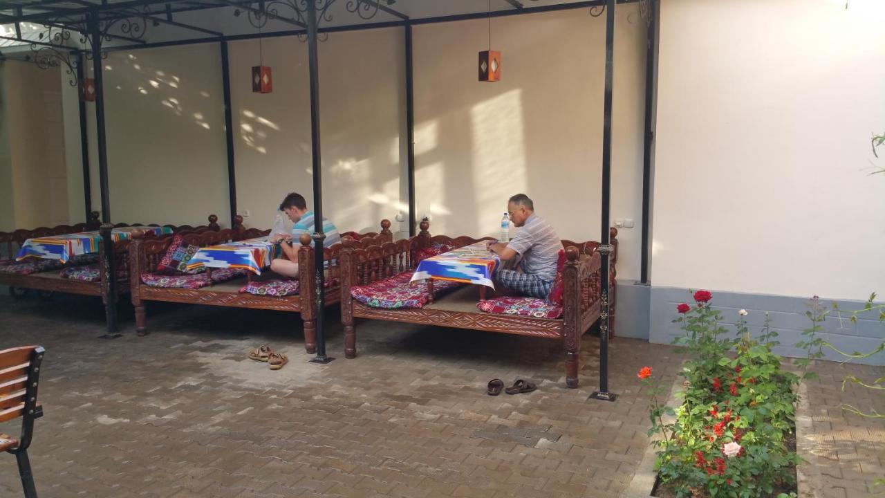 Gulnara Guesthouse Tashkent Exterior photo